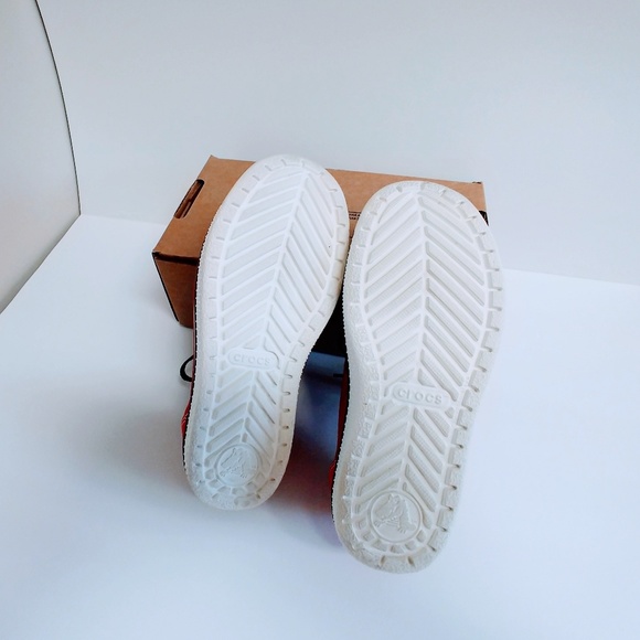 Crocs Red Canvas lace-up sneaker 4 M - Picture 8 of 8